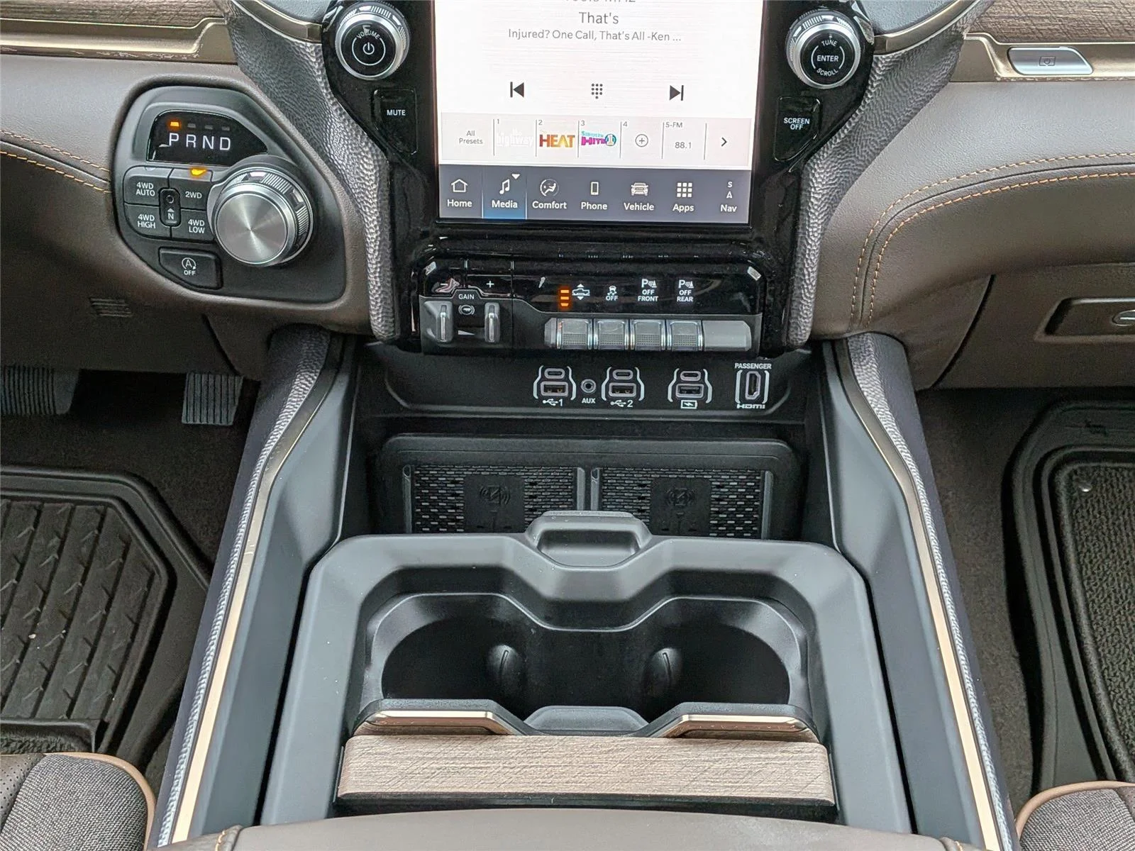 2026 RAM 1500 Limited Longhorn - Photo 19