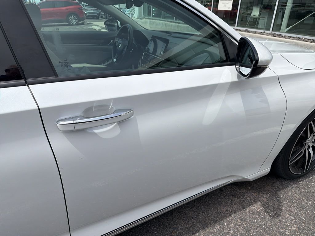 Used 2022  Honda Touring 2.0T image 10