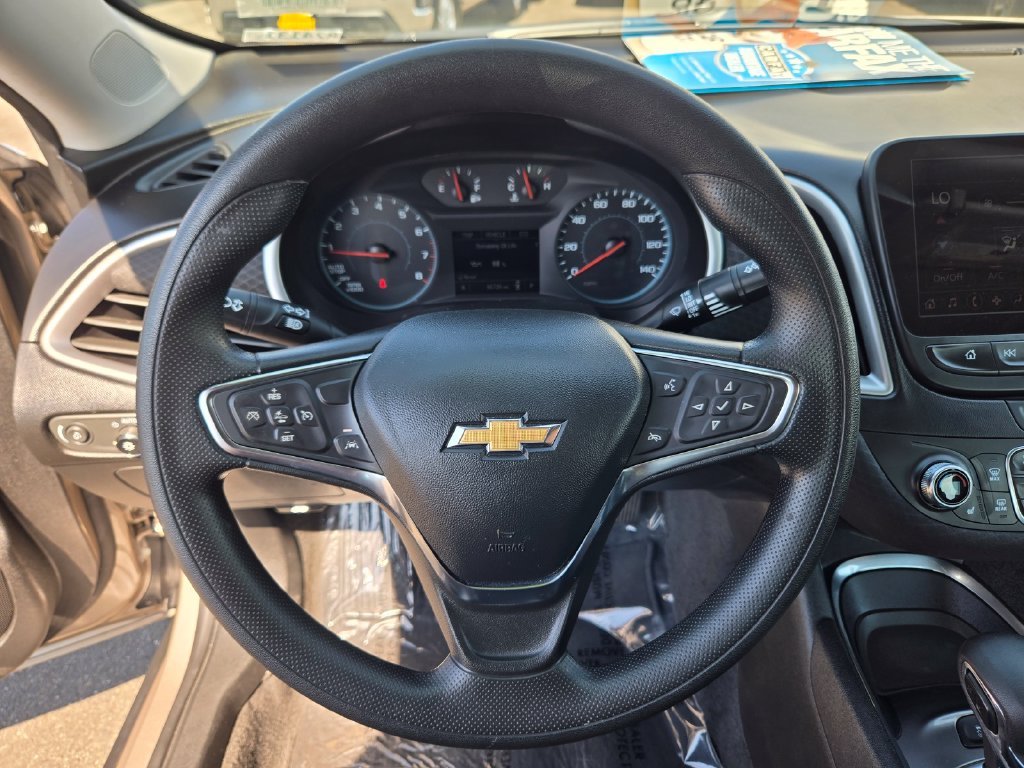 Used 2025 Gray Chevrolet LT image 20