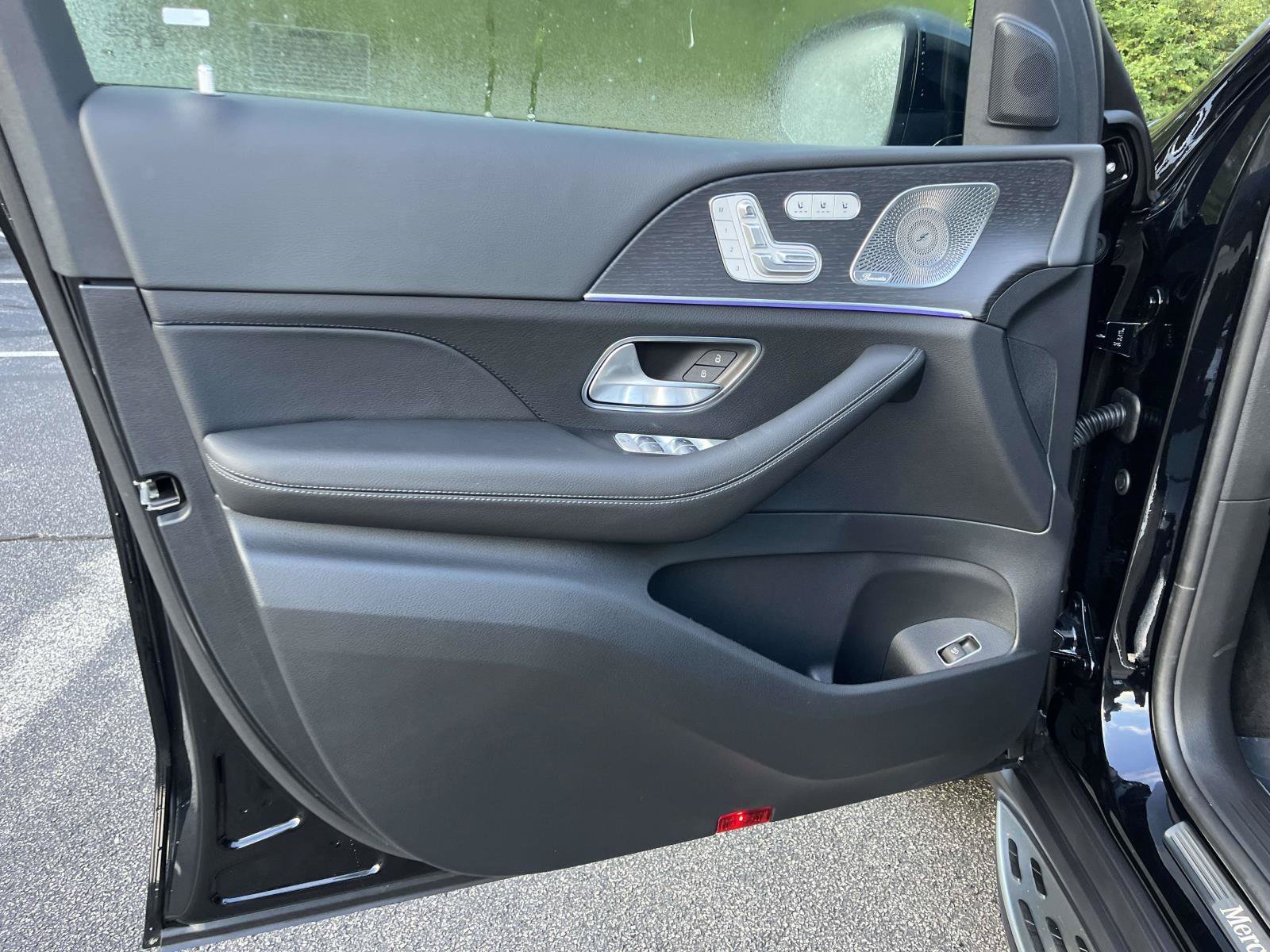 New 2027 Black Mercedes-Benz GLS 450 4MATIC® SUV image 19