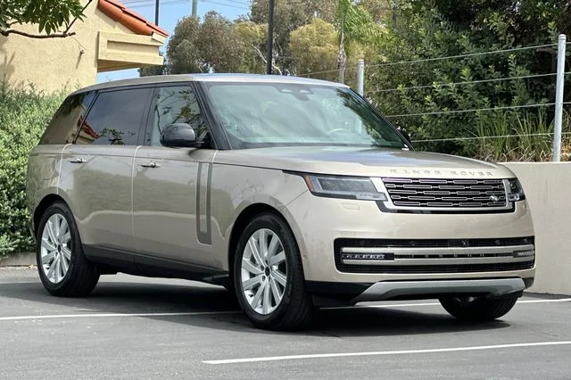 New 2026 Batumi Gold Land Rover SE image 7