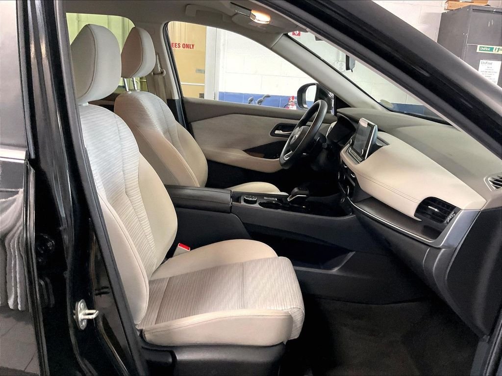 Used 2023 Black Nissan SV image 11