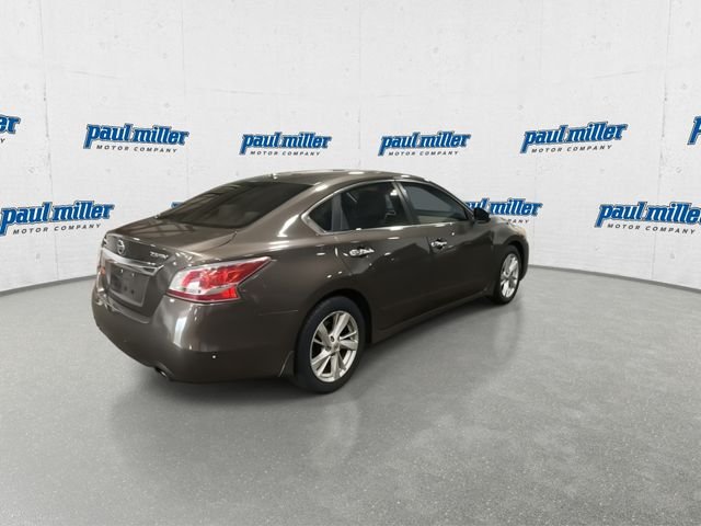Used 2015 Brown Nissan 2.5 SV image 4