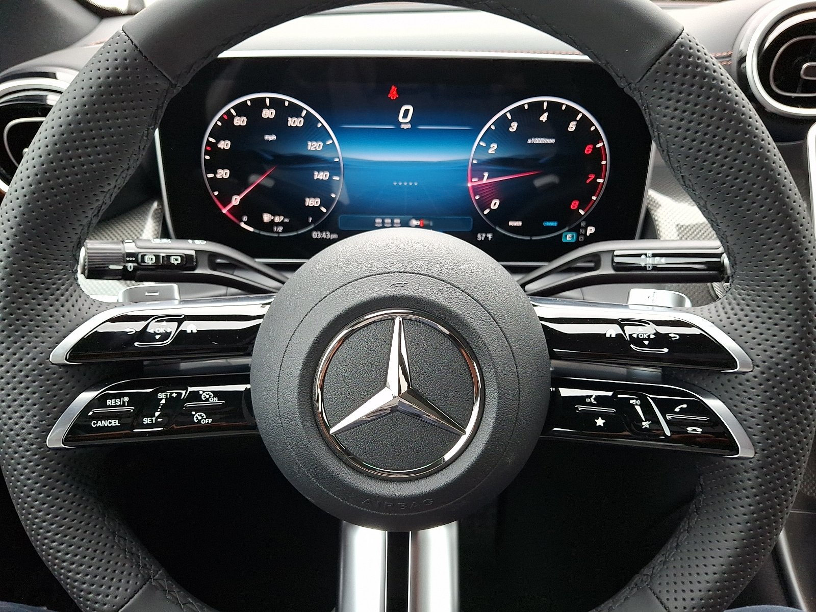 New 2026 Polar White Mercedes-Benz GLC 300 image 13