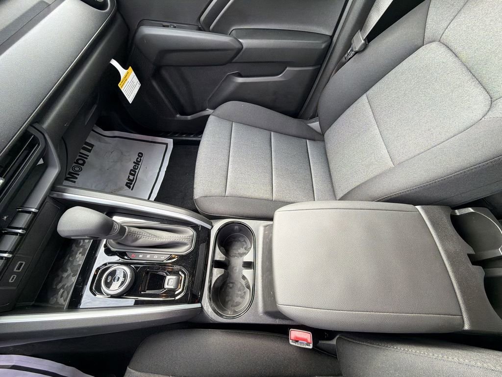New 2026 Summit White Chevrolet Trail Boss image 27