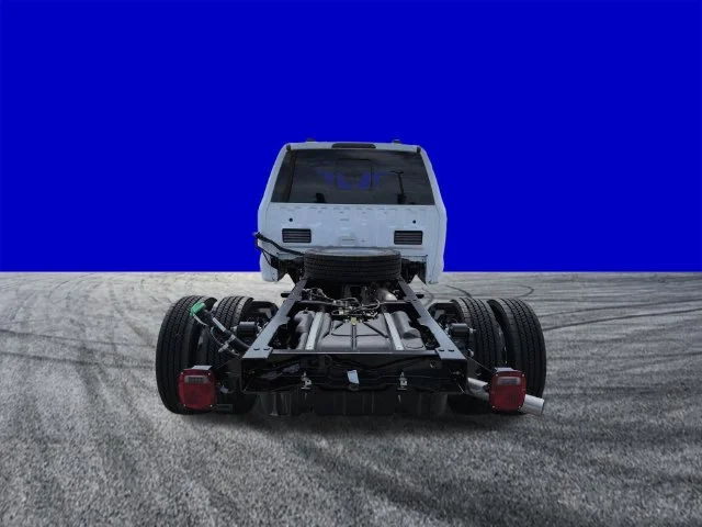 New 2027 White Ford XL image 5