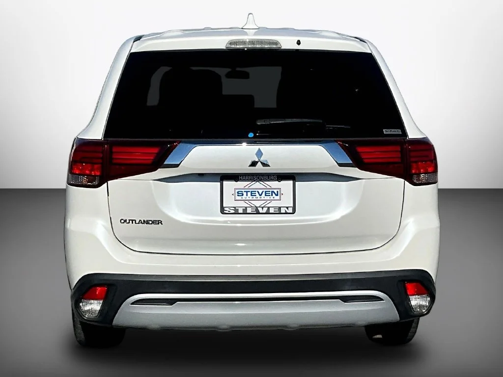 Used 2020 White Mitsubishi ES image 5