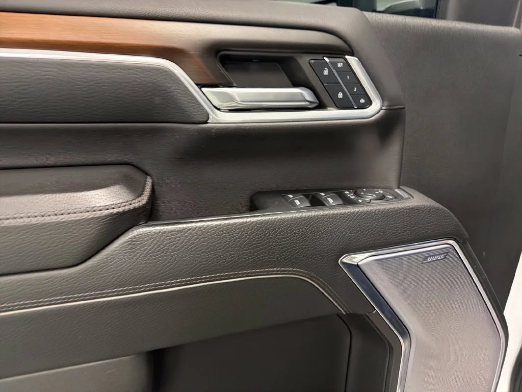 Used 2024 White GMC Denali image 12