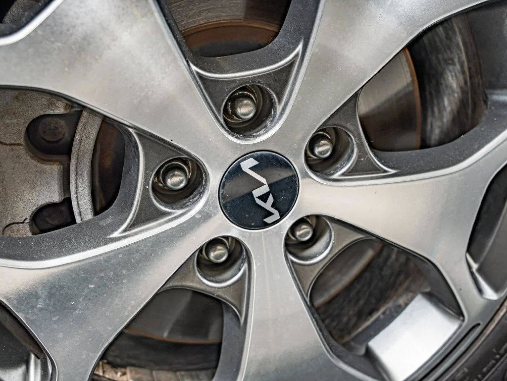Used 2022 Gravity Gray Kia EX image 11