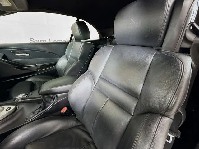 Used 2007  BMW Convertible image 27
