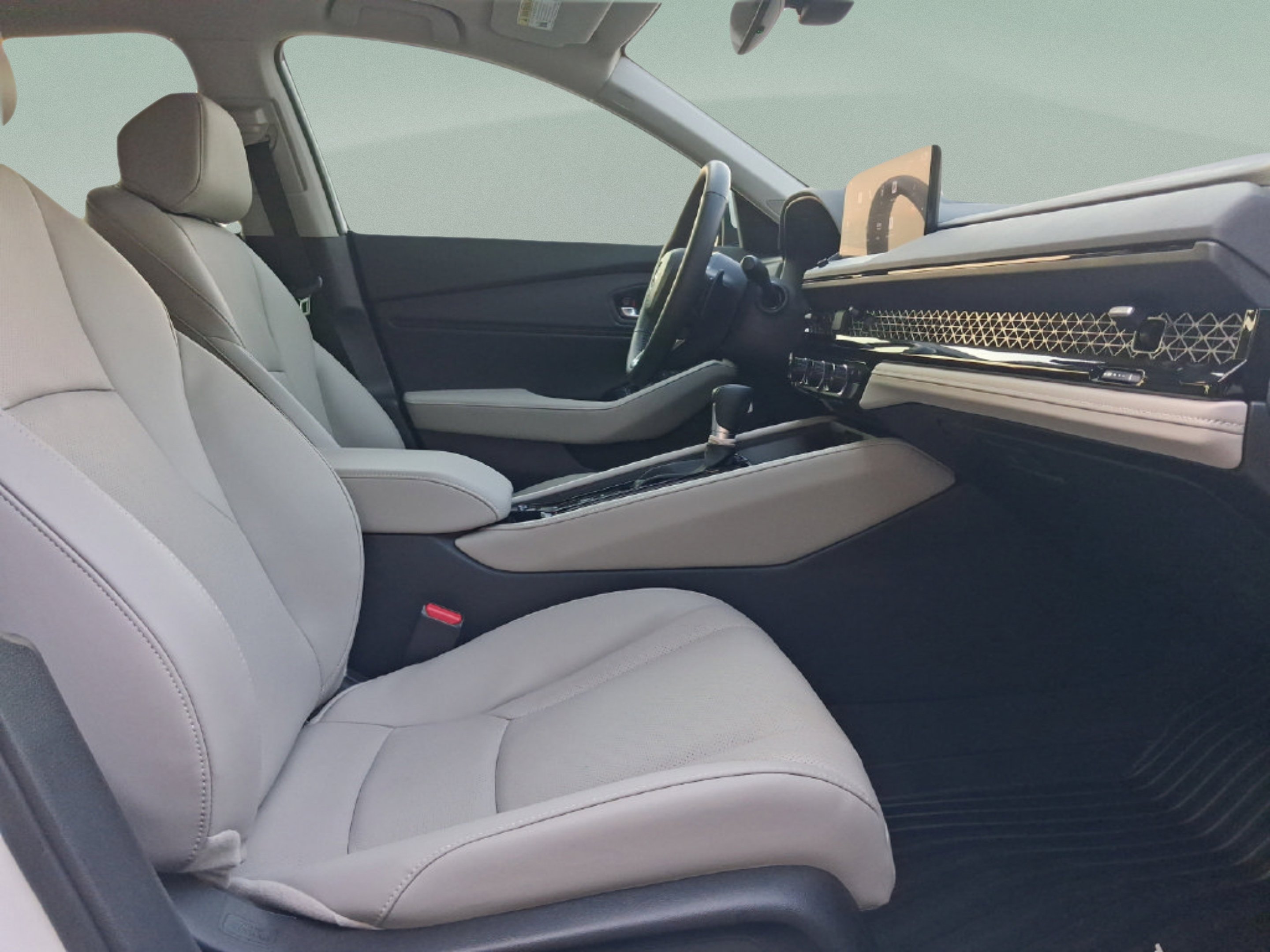 Used 2026 White Honda Touring image 31