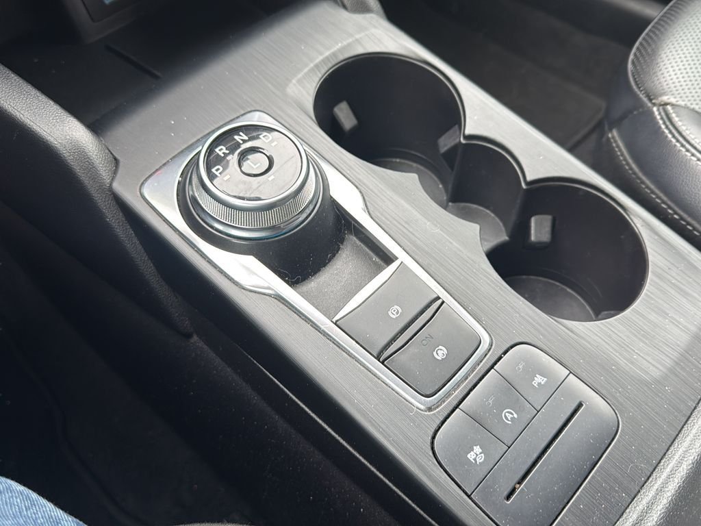2022 Ford Escape Titanium - Photo 18