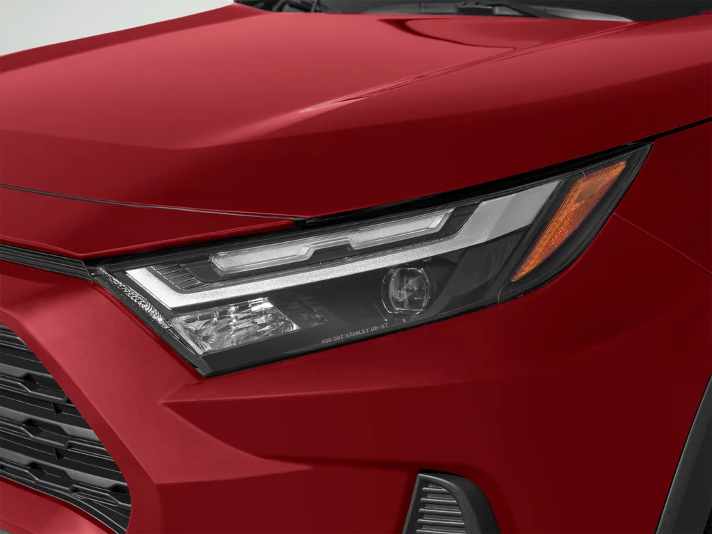 Used 2025 Red Toyota XLE image 15