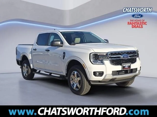 New 2025 Oxford White Ford XLT image 20