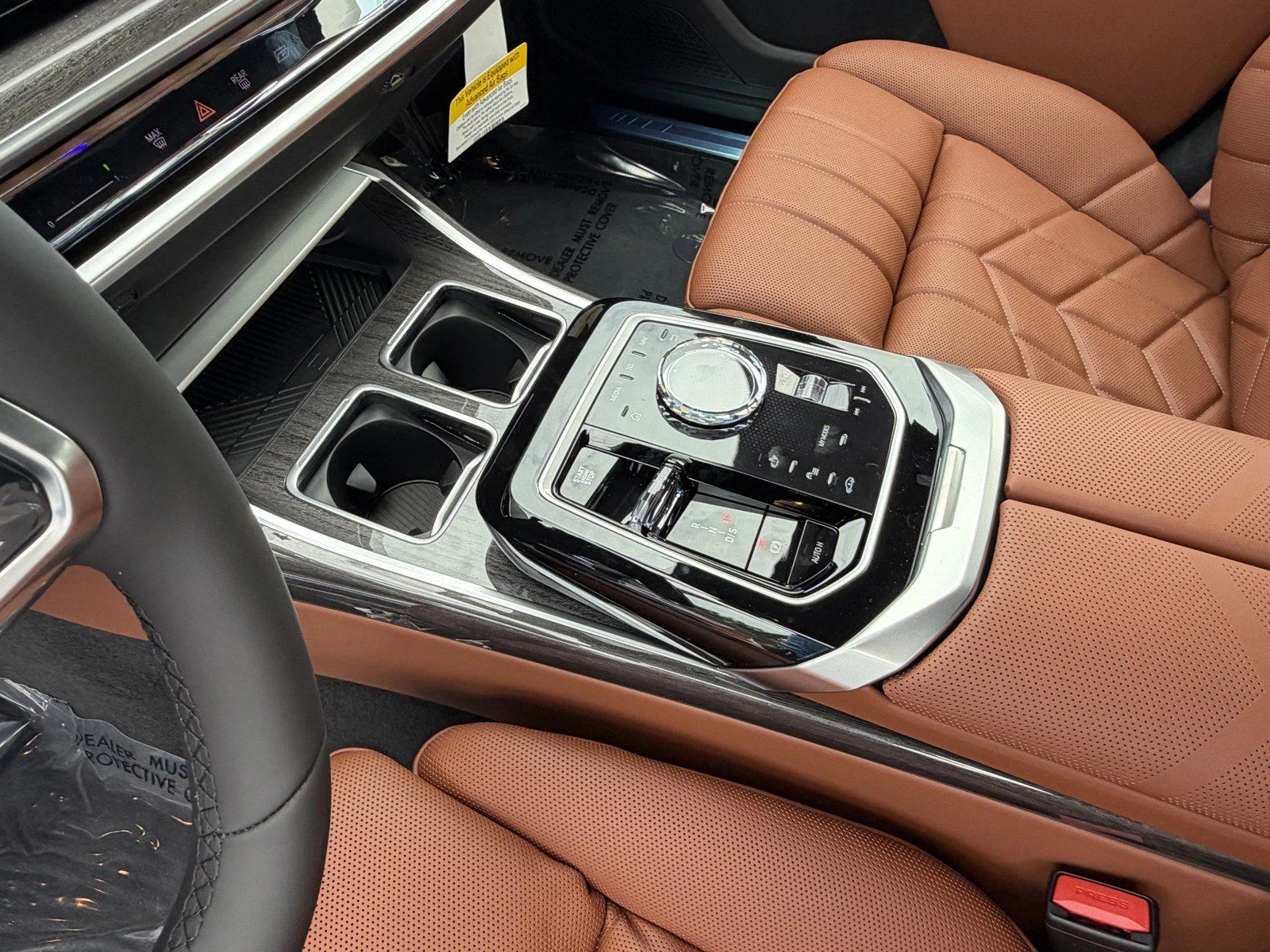 New 2026 Mineral White Metallic BMW 740i image 25