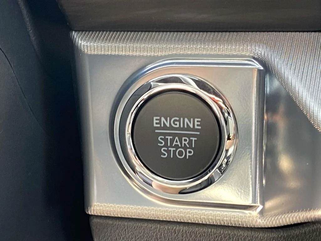 New 2026 Gray Ford Lariat image 27