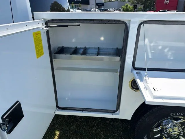 New 2026 Bright White Clear-Coat Exterior Paint RAM Tradesman image 18