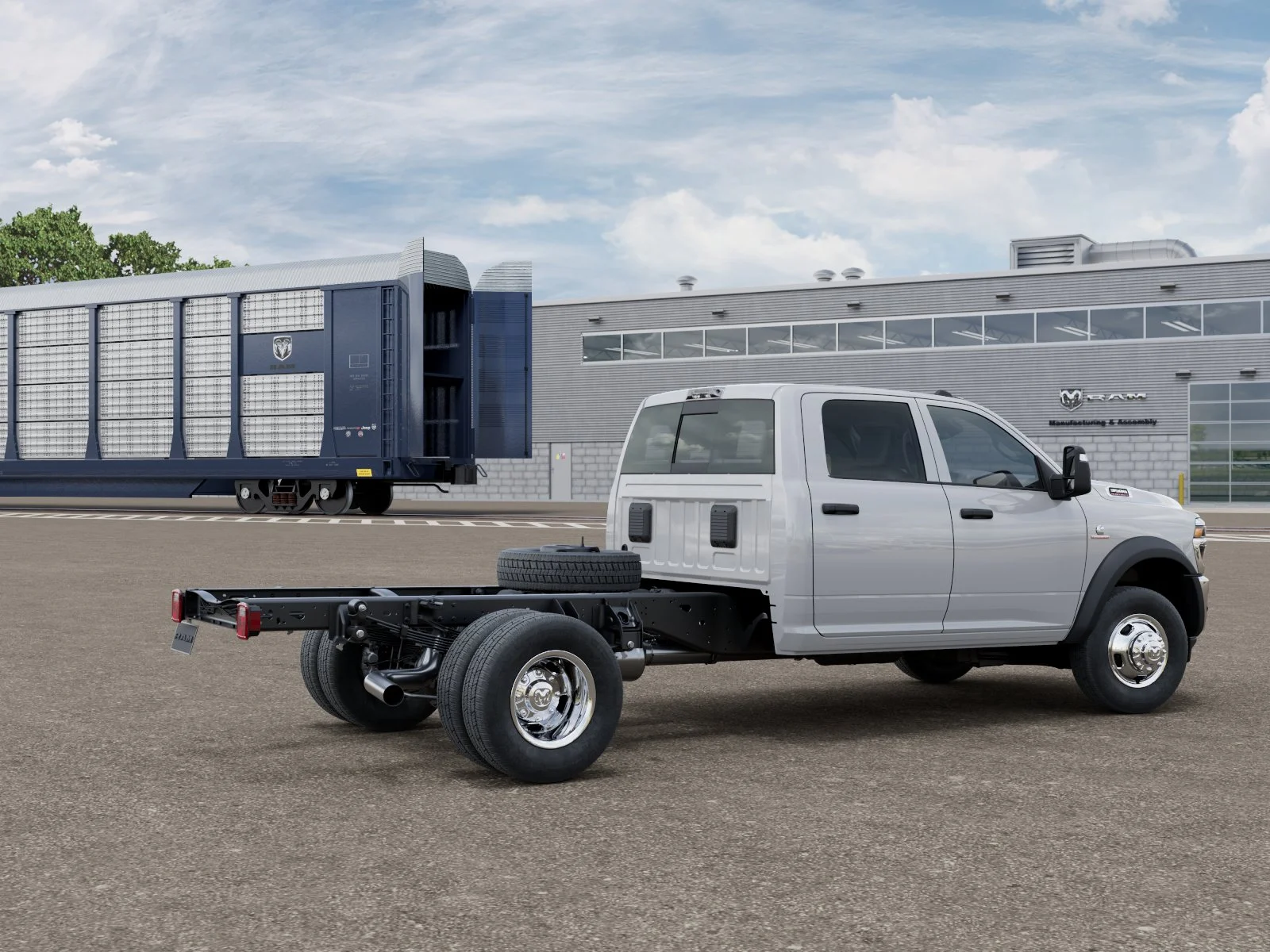 New 2026 Bright White Clear-Coat Exterior Paint RAM Tradesman image 4
