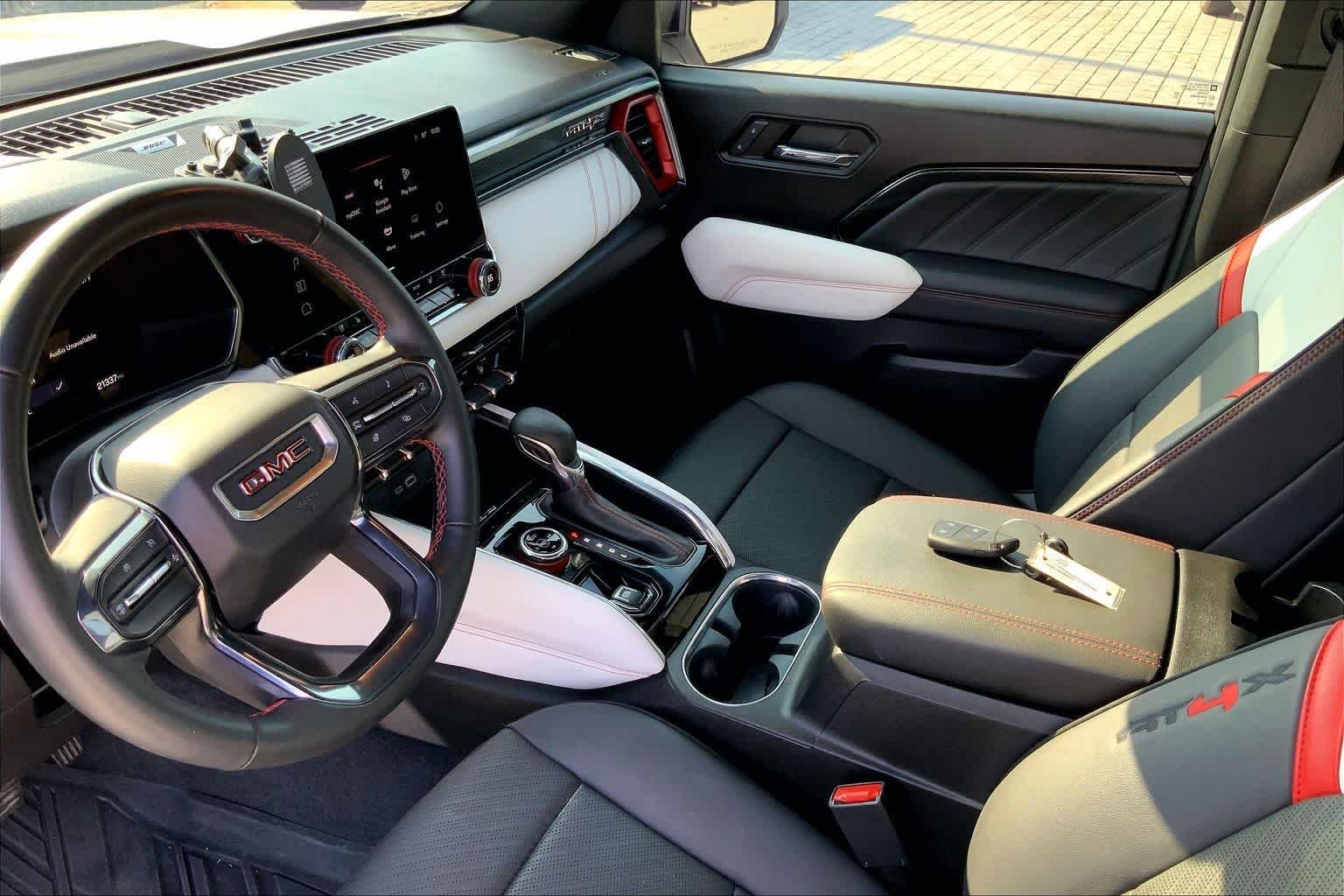 Used 2024 Summit White GMC 4WD AT4X image 16