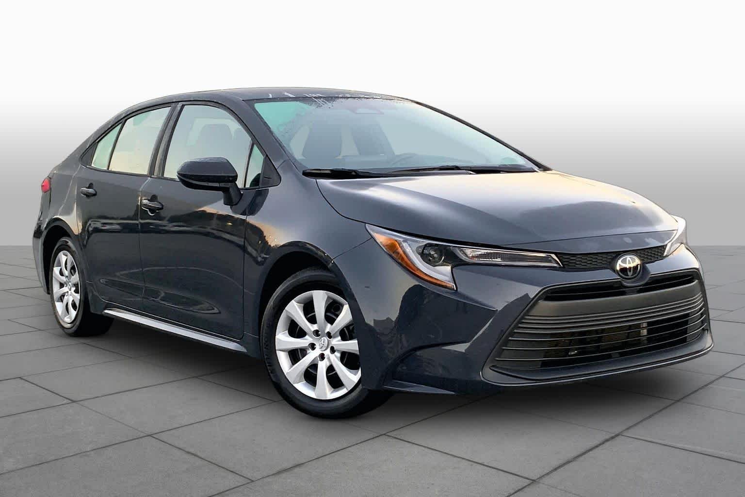 Used 2024 Underground Toyota LE image 3