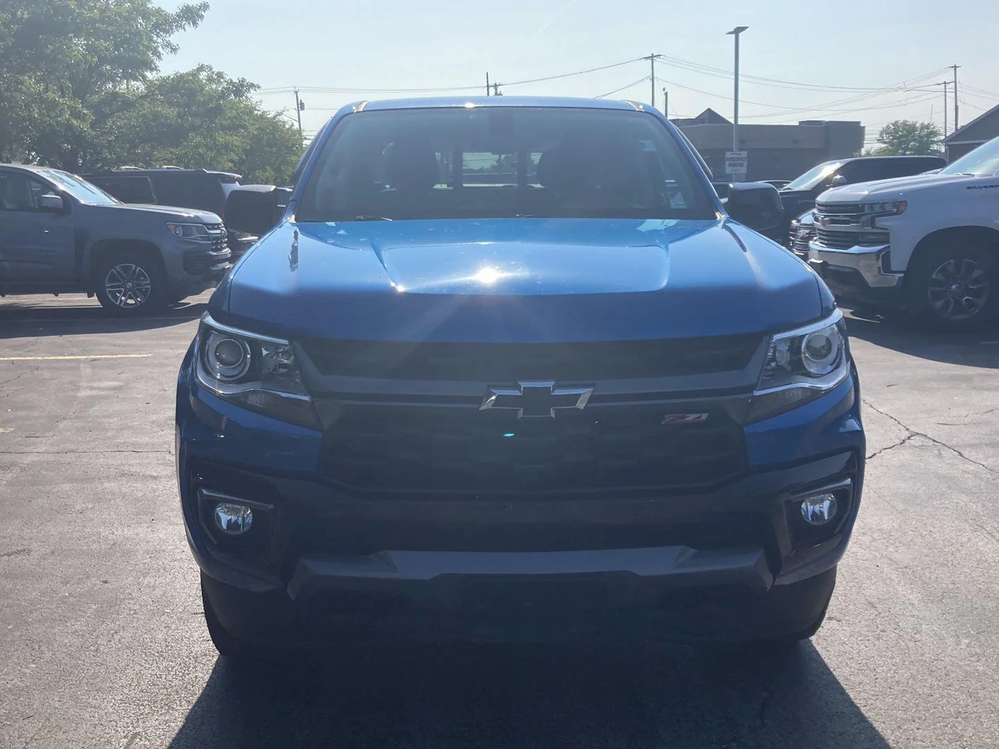 Used 2022 Bright Blue Metallic Chevrolet 4WD Z71 image 2