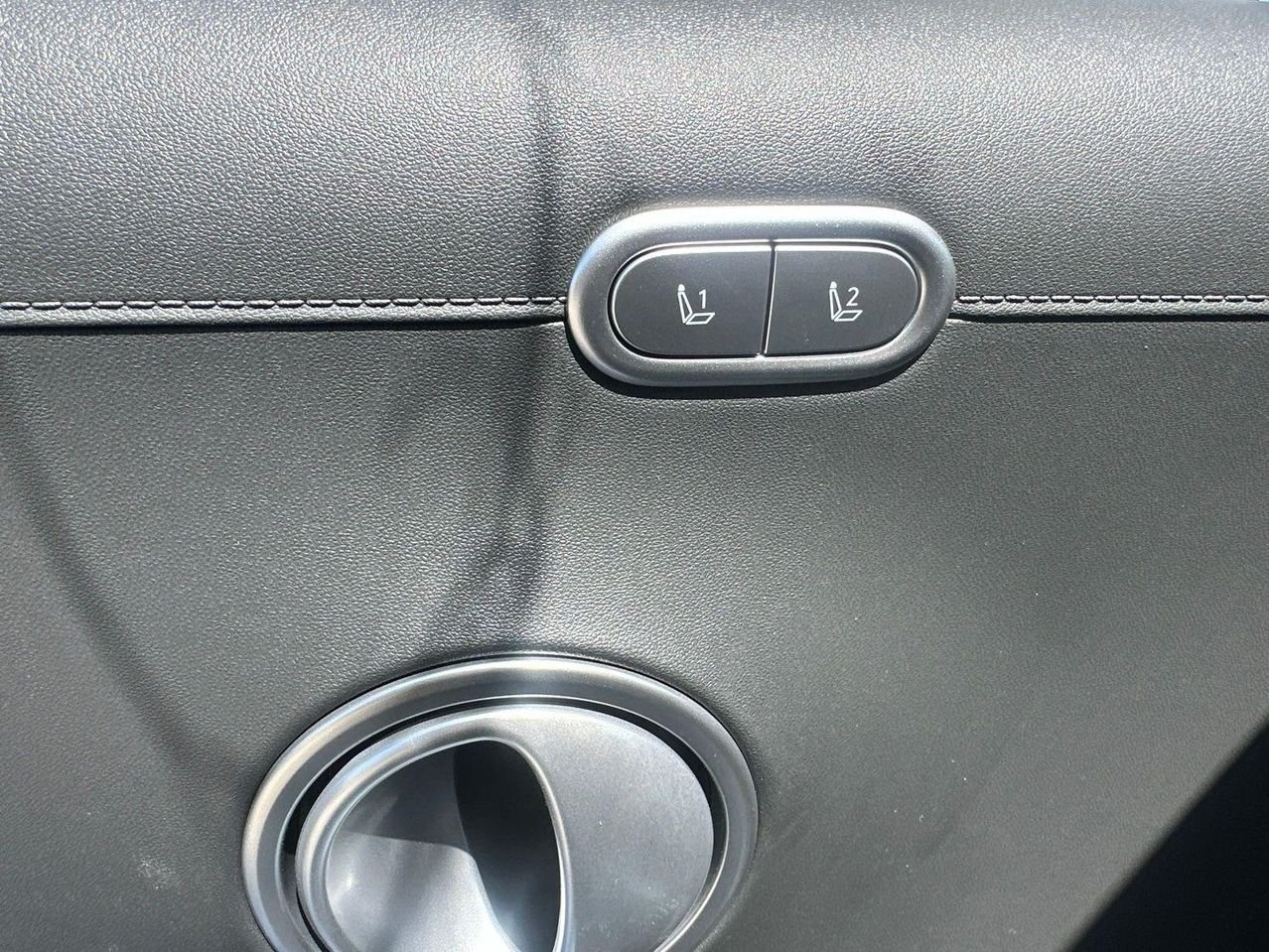 New 2026 Blue Hyundai SEL Premium 7P image 16