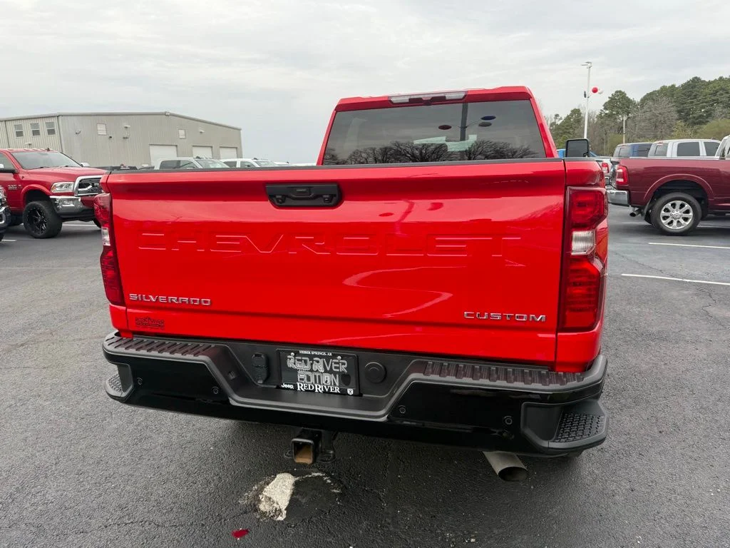 2025 Chevrolet Silverado 2500HD Custom - Photo 6
