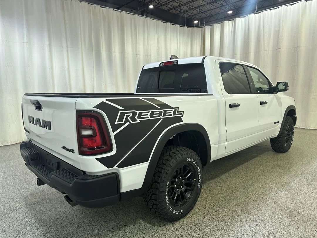 2026 RAM 1500 Rebel - Photo 8