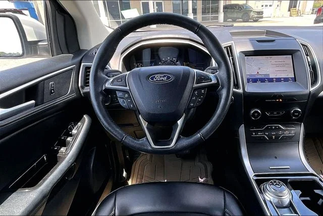 Used 2020 White Ford SEL image 8