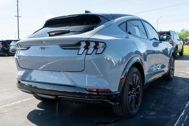 New 2026 Glacier Gray Metallic Tri-coat Ford Premium image 5
