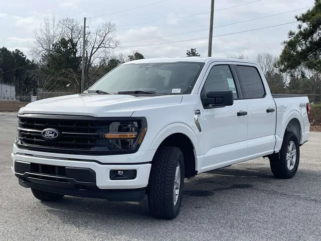 New 2026 White Ford XLT image 6