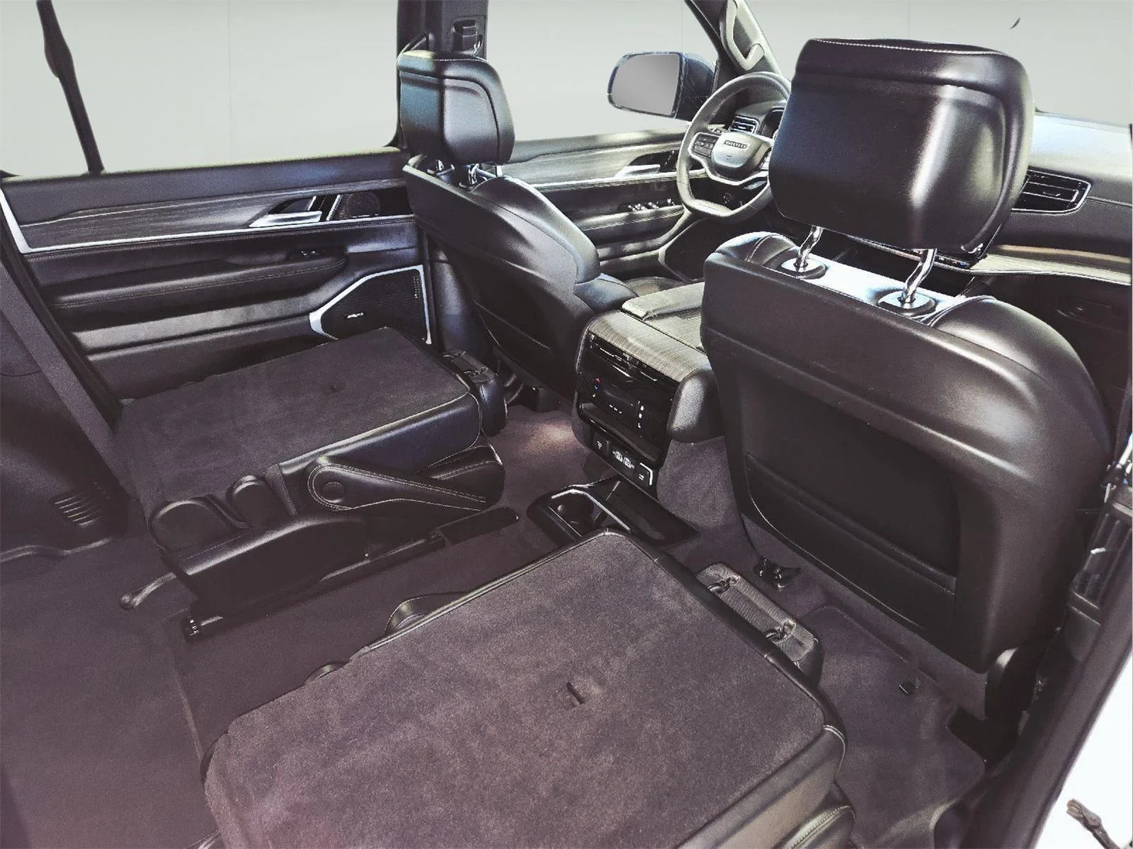 Used 2024 Bright White Clearcoat Jeep Series II image 61