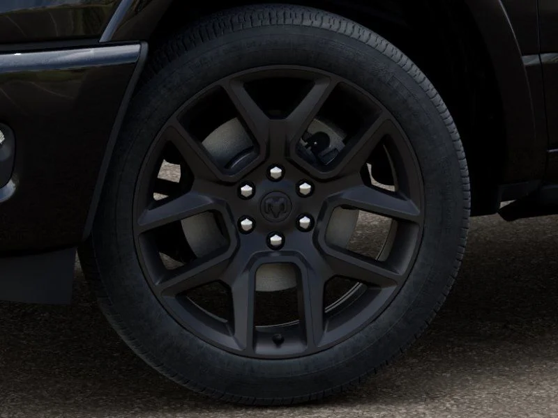 New 2026 Diamond Black Crystal Pearlcoat RAM Limited image 9