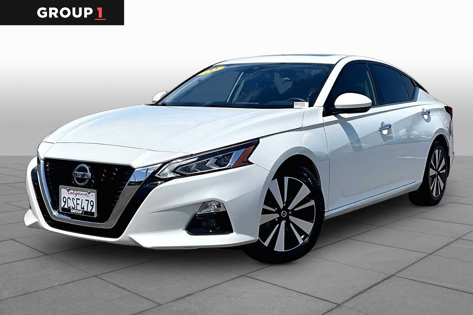 Pre-Owned 2022 Nissan Altima 2.5 SL