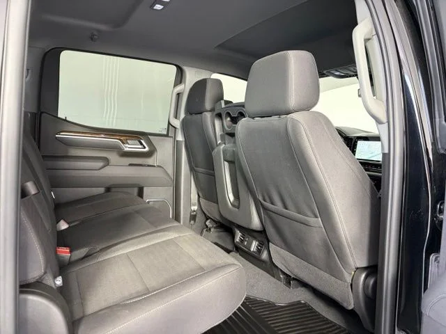 Certified Used 2026 Onyx Black GMC Elevation image 17