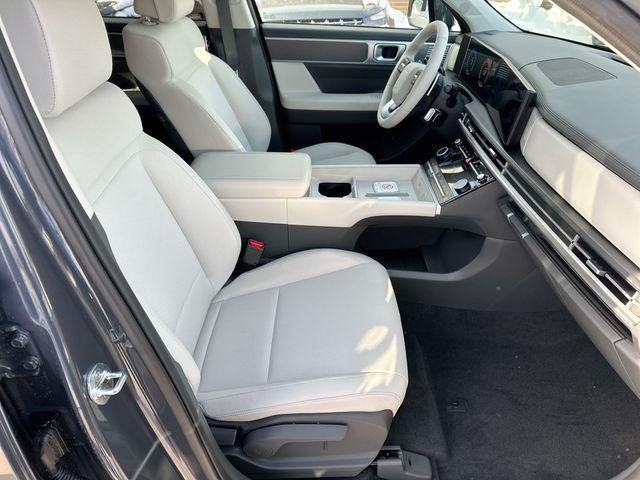 New 2026 Gray Hyundai SE image 27