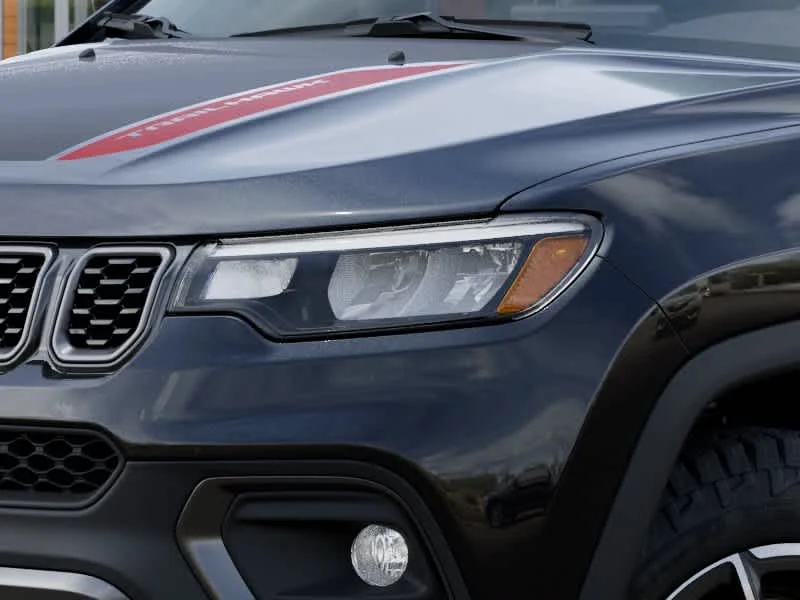 New 2026 Diamond Black Crystal Pearlcoat Jeep Trailhawk image 10
