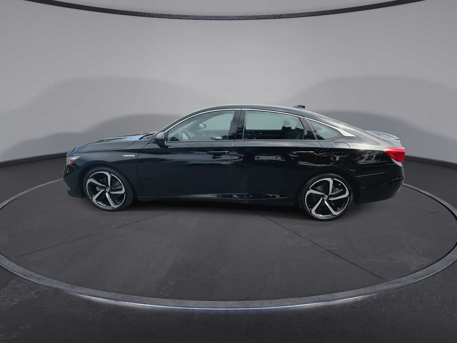 Used 2022 Crystal Black Pearl Honda Sport image 5