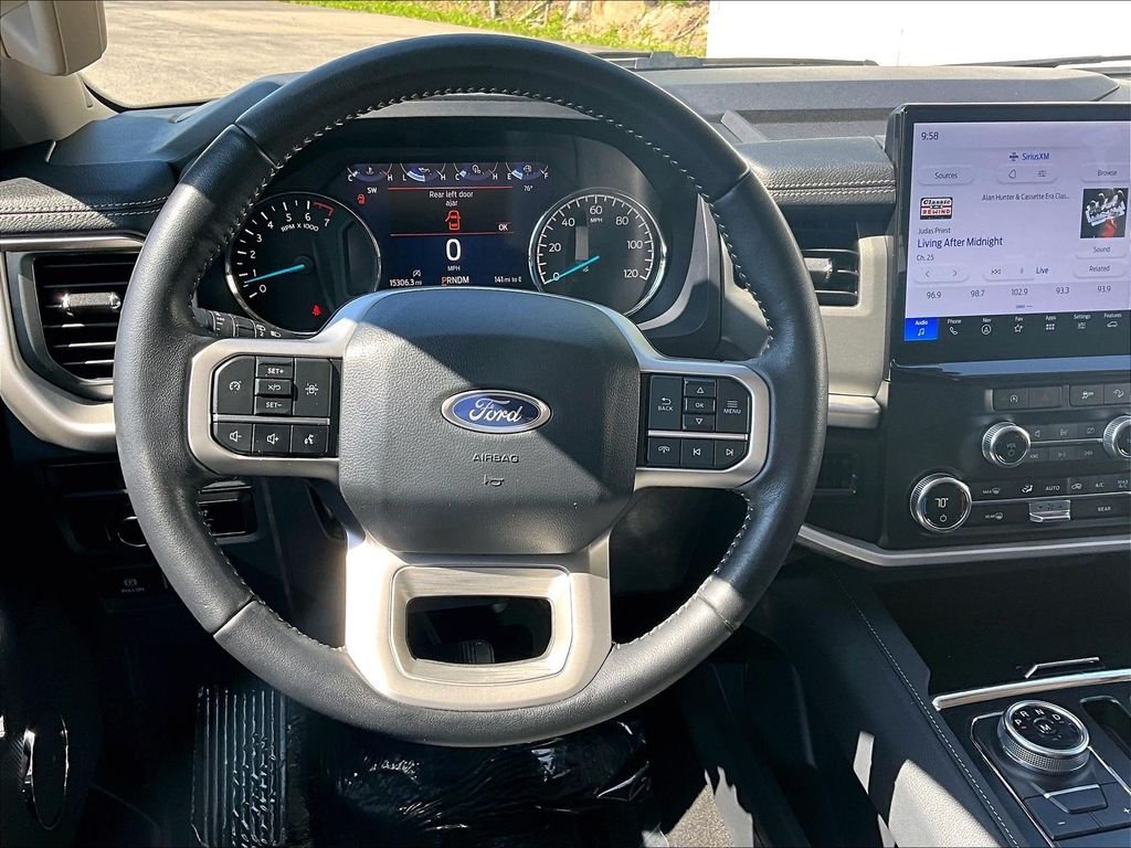 Used 2024 Black Ford XLT image 18