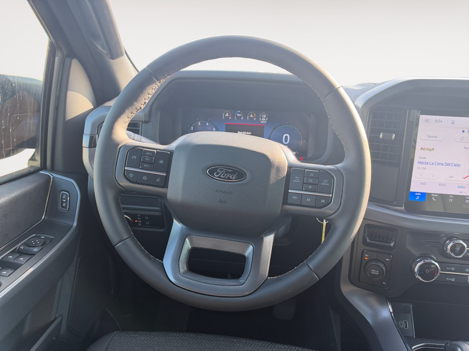 New 2026 Antimatter Blue Metallic Ford XLT image 10