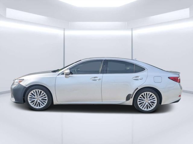 Used 2014  Lexus 350 image 6