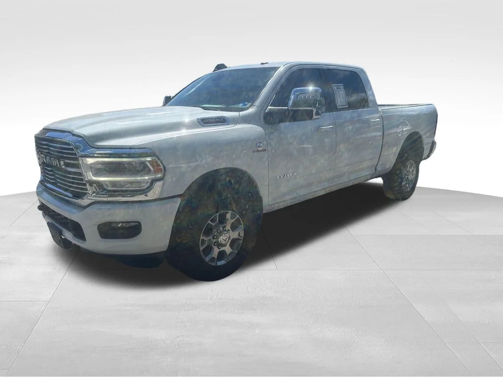 Used 2023 White Ram Laramie image 2