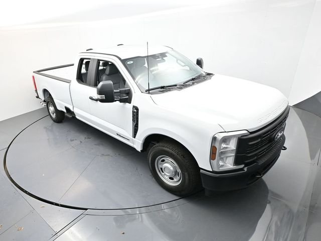 New 2026 Oxford White Ford F-350® XL image 59