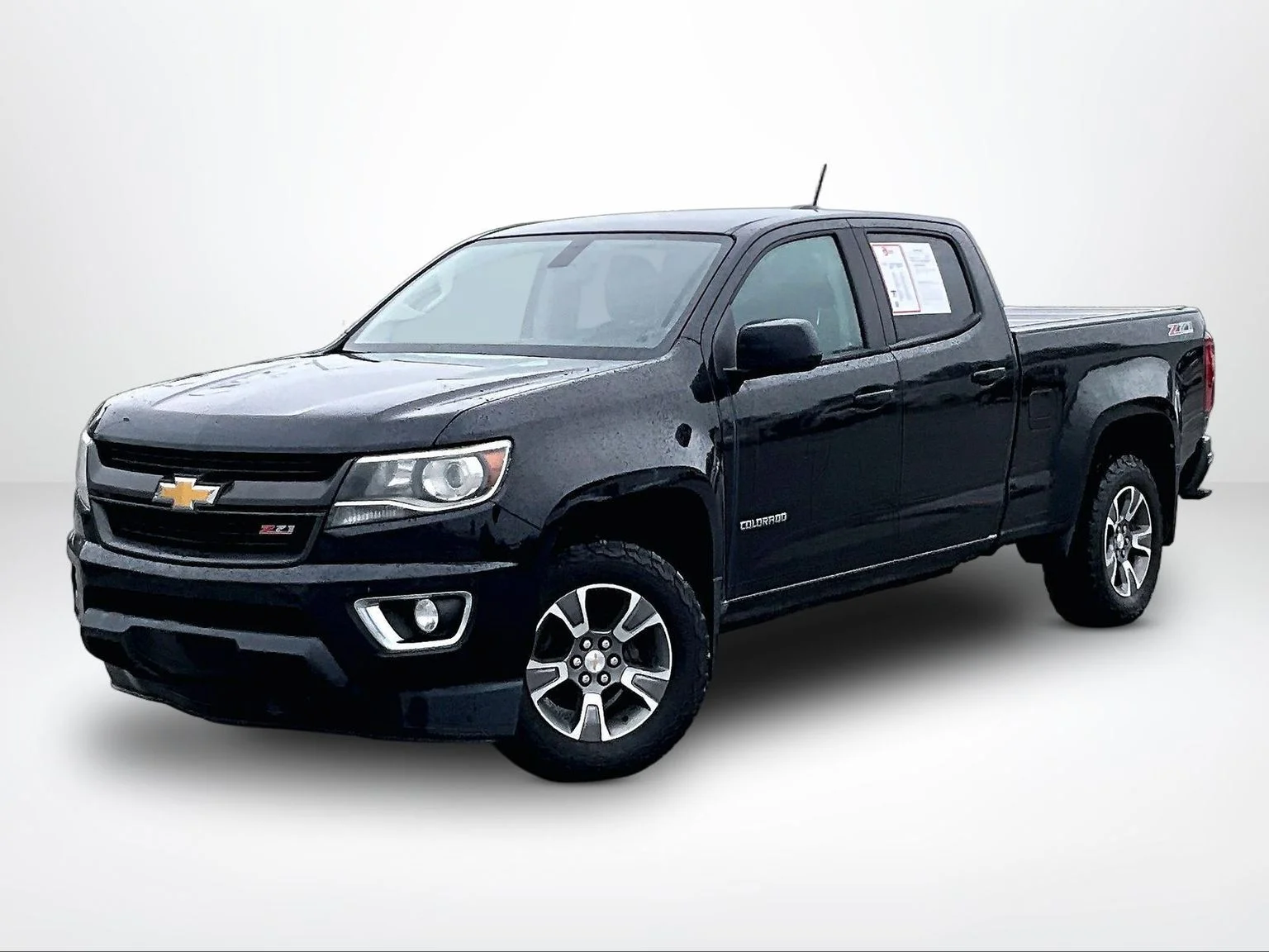 Used 2016 Black Chevrolet Z71 image 2