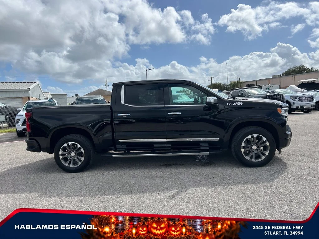 Used 2023 BLACK Chevrolet High Country image 8