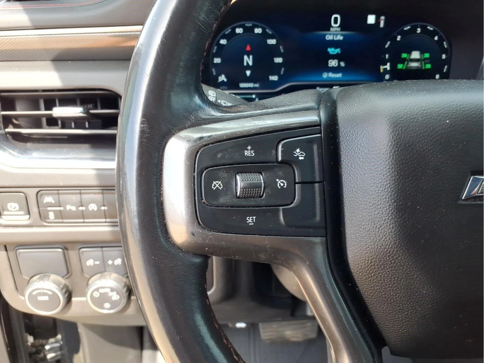 Used 2023 BLACK Chevrolet RST image 21