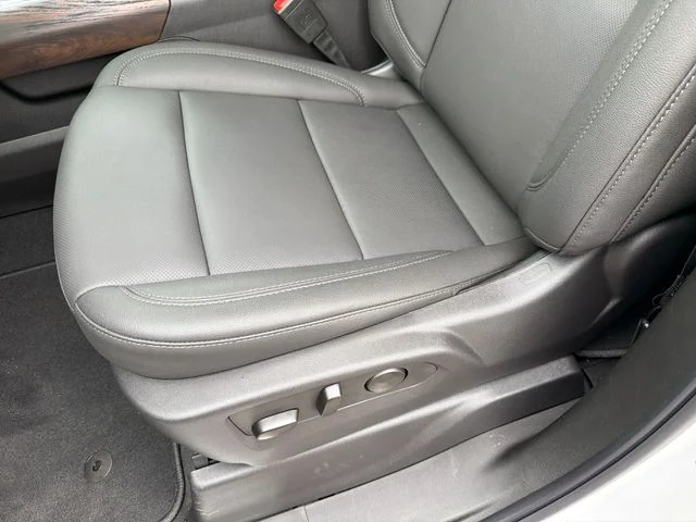 2026 GMC Sierra 1500 SLT - Photo 20