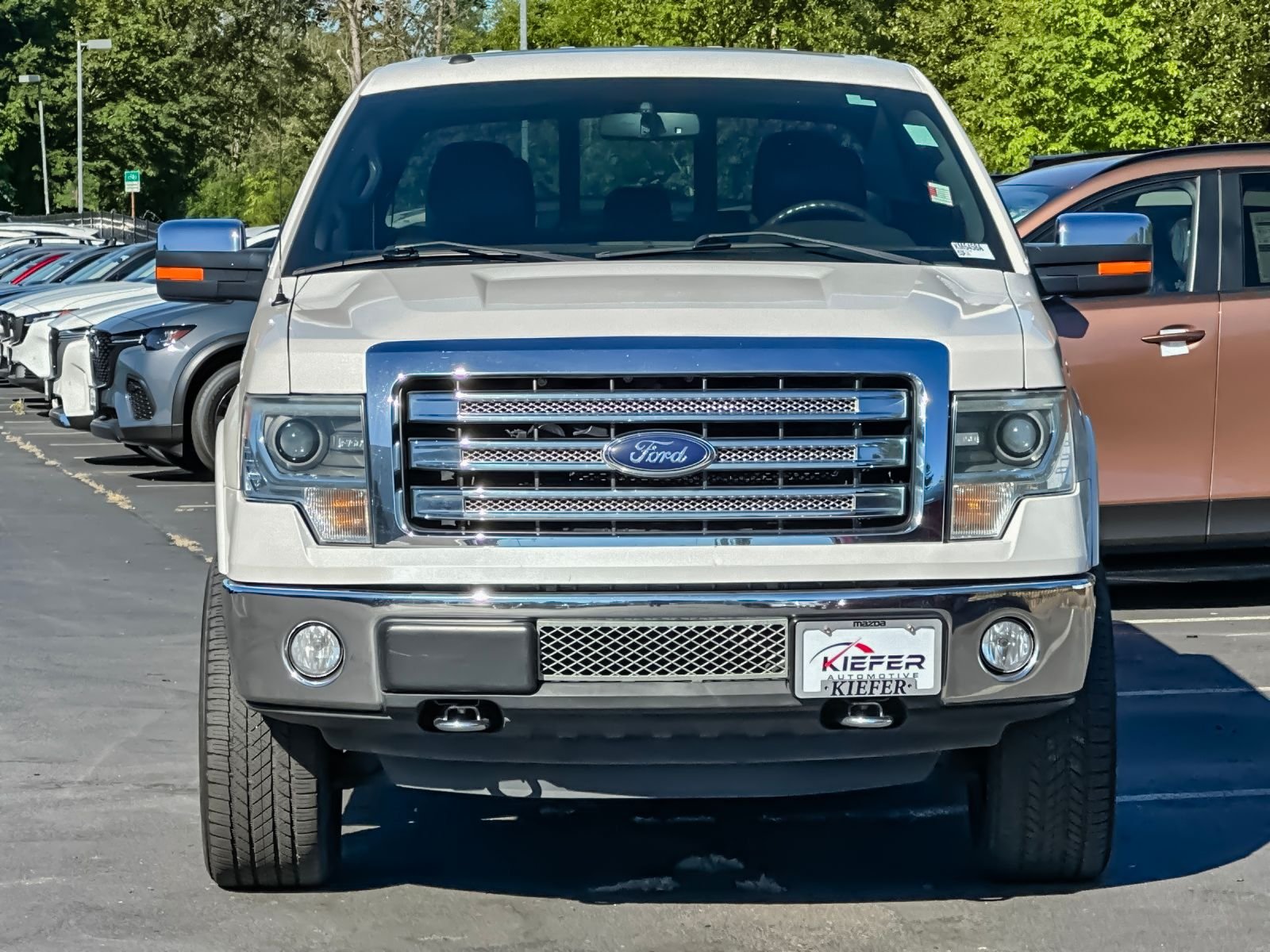Used 2013 White Ford Lariat image 8