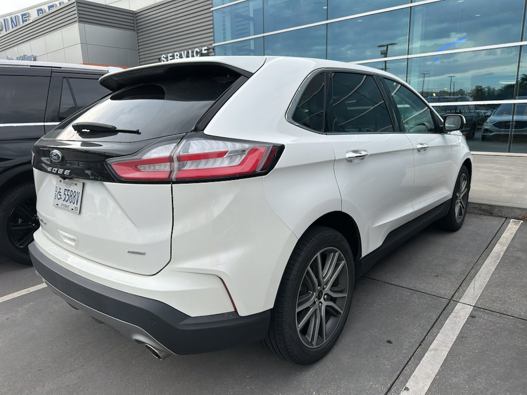 Used 2023 Star White Metallic Tri-Coat Ford Titanium image 4