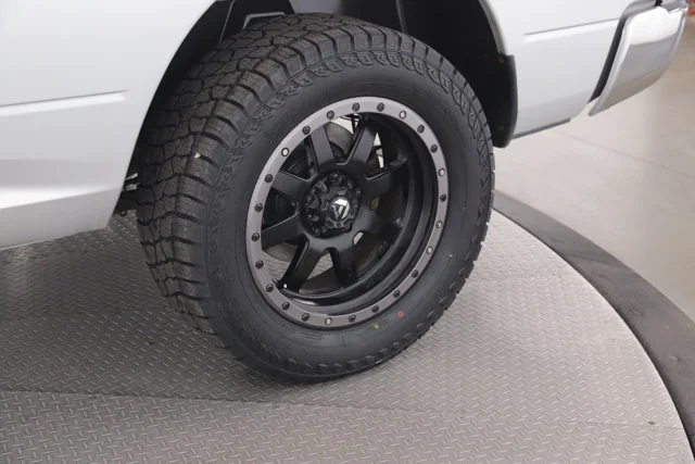 Used 2019 Silver Ram Tradesman image 16